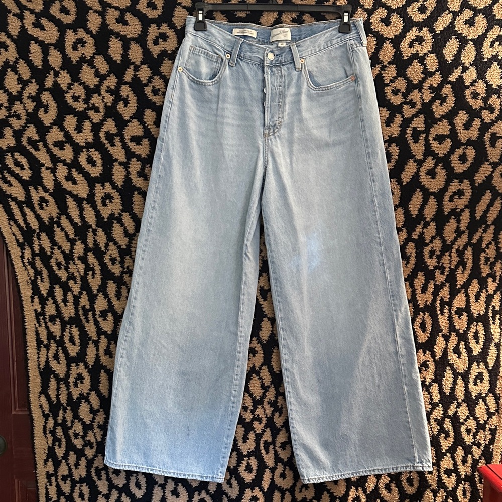 Universal Thread Light Denim Flare Jeans